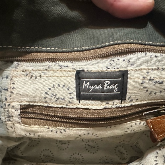 Myra Bag Tote - Picture 3 of 7